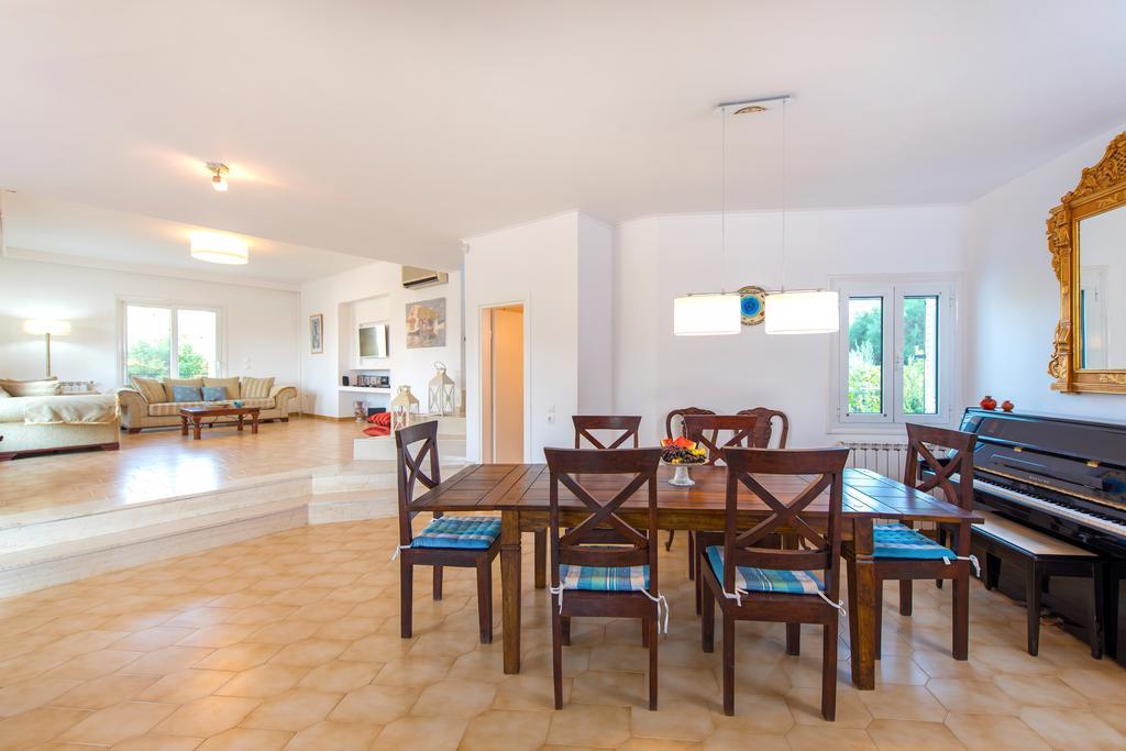 פליראקי Villa Dora מראה חיצוני תמונה