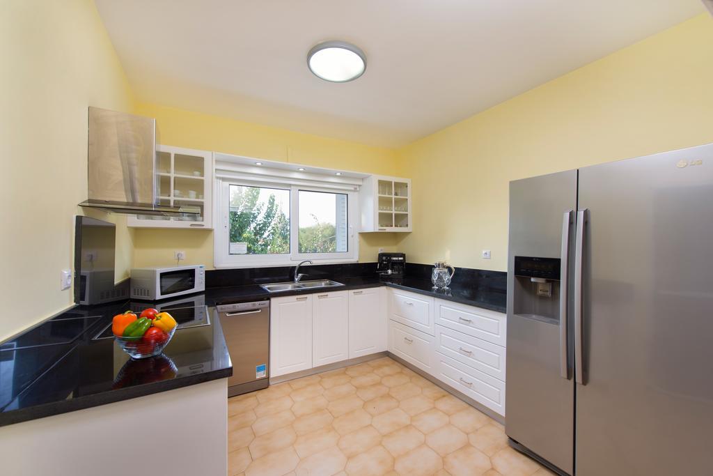 פליראקי Villa Dora מראה חיצוני תמונה
