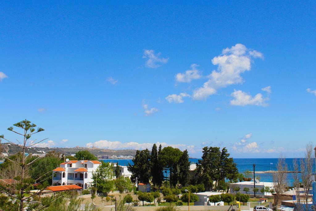 פליראקי Villa Dora מראה חיצוני תמונה